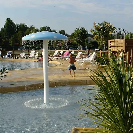 Campingplatz Camping Paradis Ile-du-pont 3*